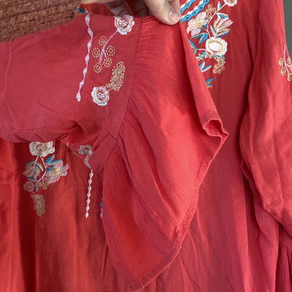 Cute Options Top -Large - Picture 5 of 12